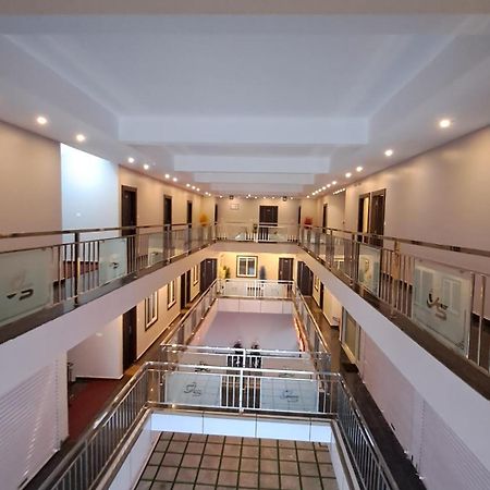 Capital Square Aparthotel Erattupetta Kültér fotó