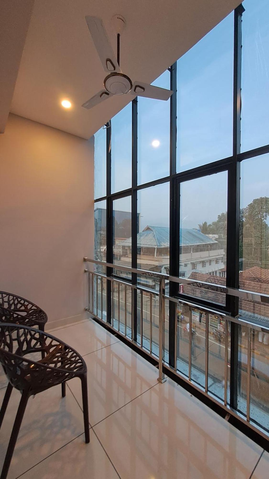 Capital Square Aparthotel Erattupetta Kültér fotó