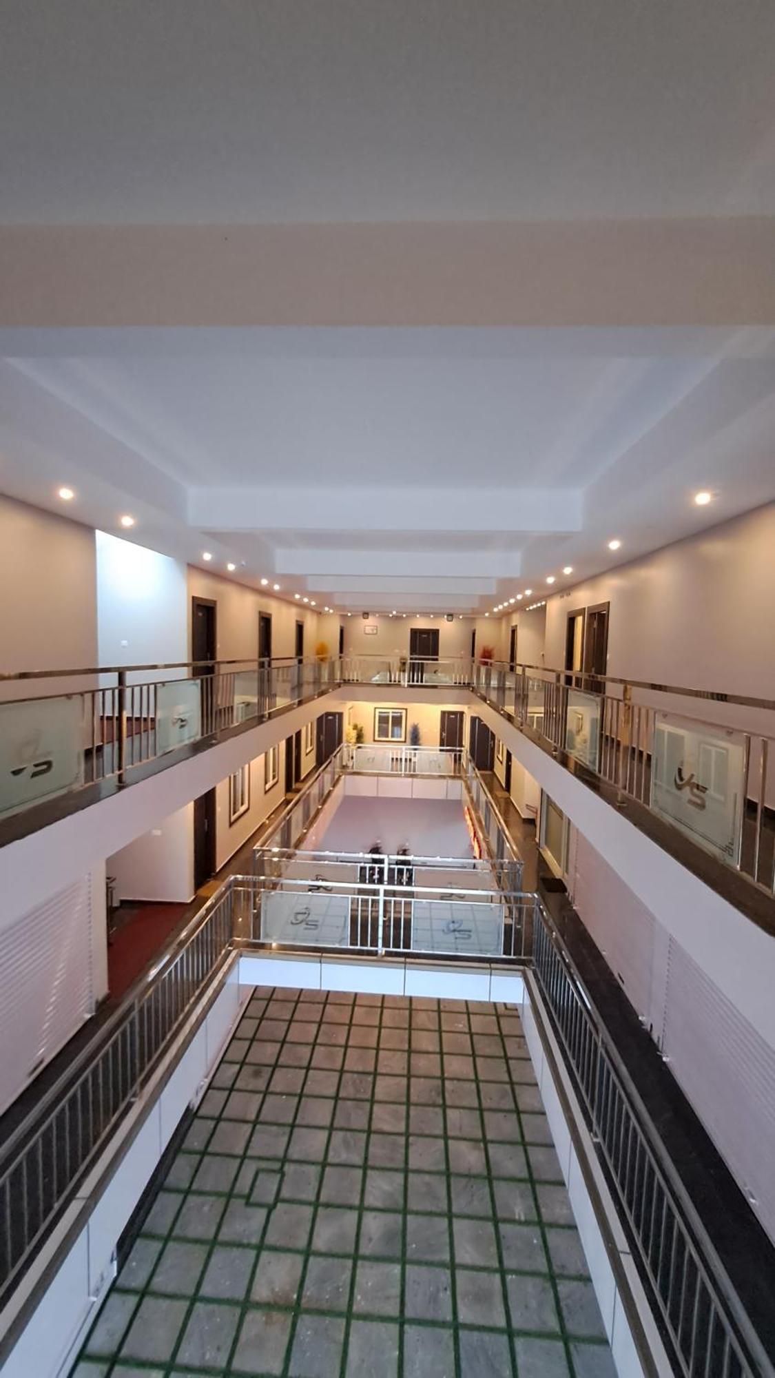 Capital Square Aparthotel Erattupetta Kültér fotó
