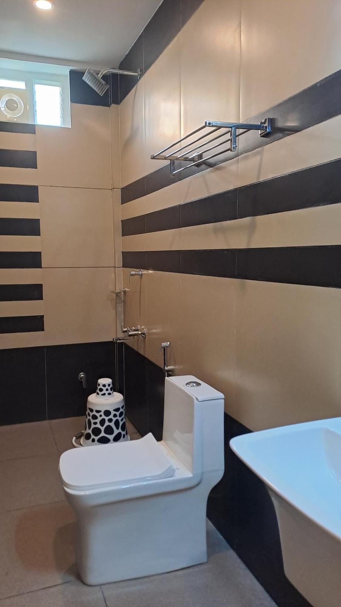 Capital Square Aparthotel Erattupetta Kültér fotó
